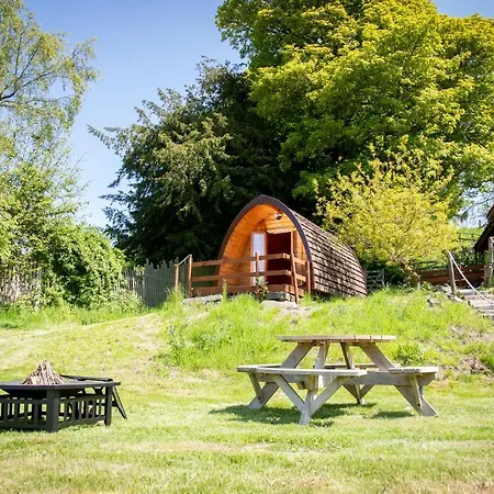 Ty Grug Pods Hotel Bryngwyn Exterior photo