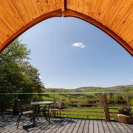 Ty Grug Pods Hotel Bryngwyn Exterior photo